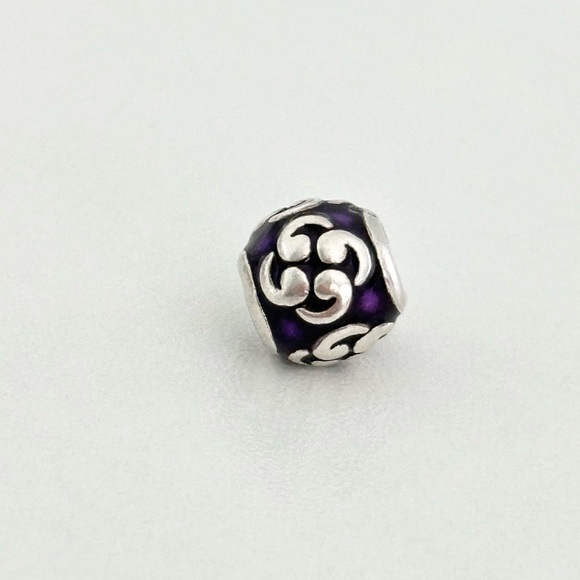 Pandora Purple Zen Enamel Rare Retired Round Ball Bead Charm - Picture 2 of 4